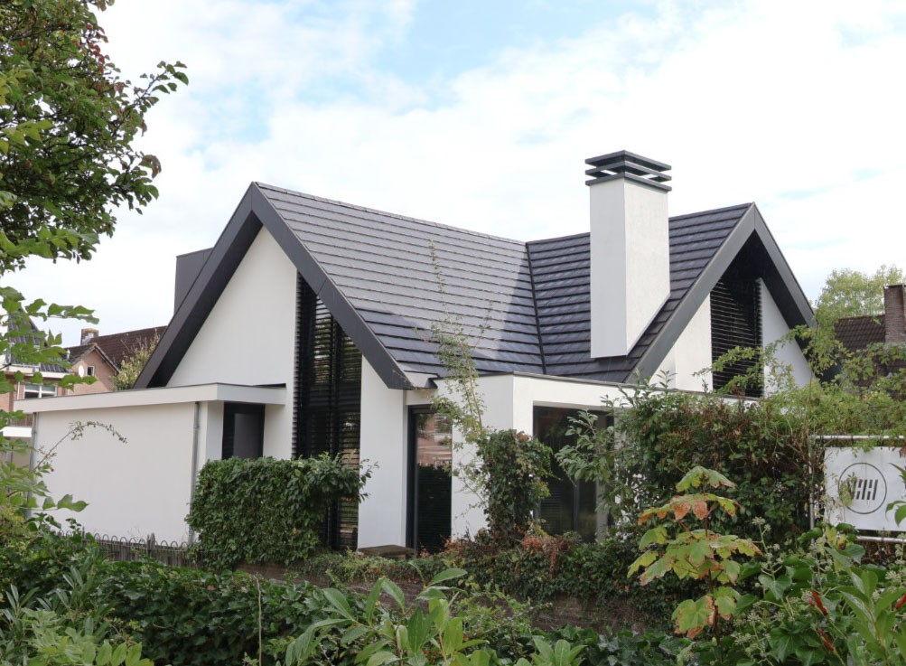 Witte woning — gevel
